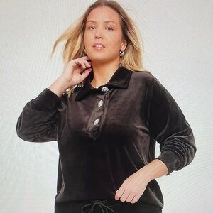 Black Pillowy Soft Long Sleeve Top with Faux Rhinestone Button Details 18/20 NWT